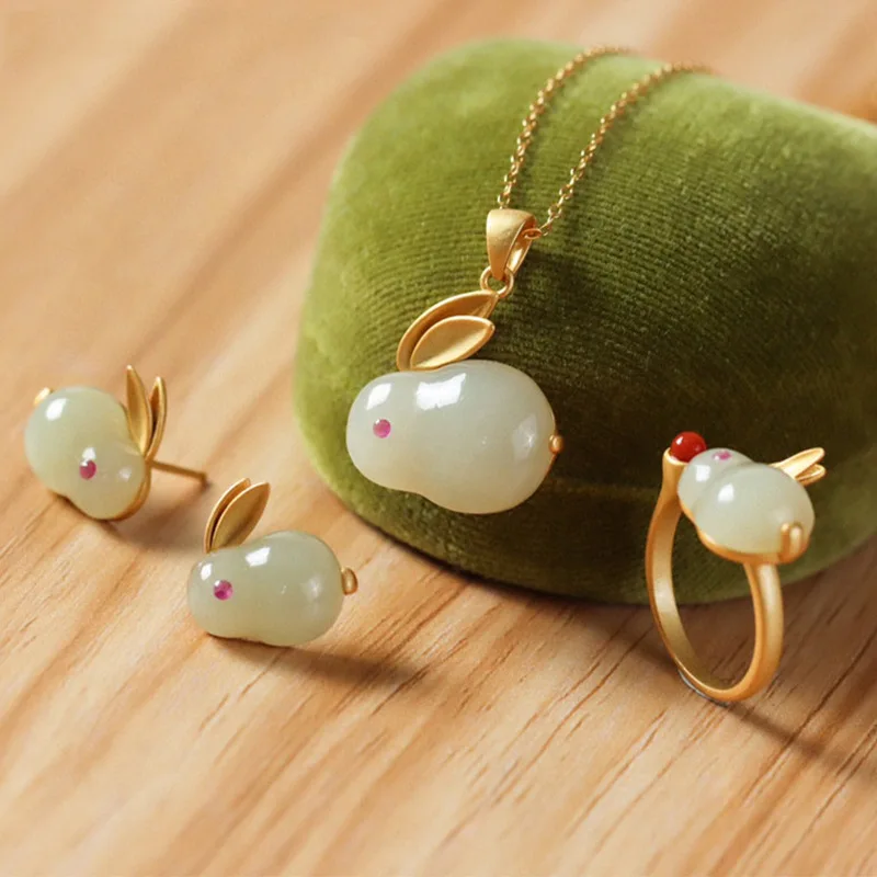 

2023 Jade Rabbit Buckle Head Women's Jewelry Titanium Steel Necklace Female Bunny Bracelet Earrings Pendant Ring Jewelry Set