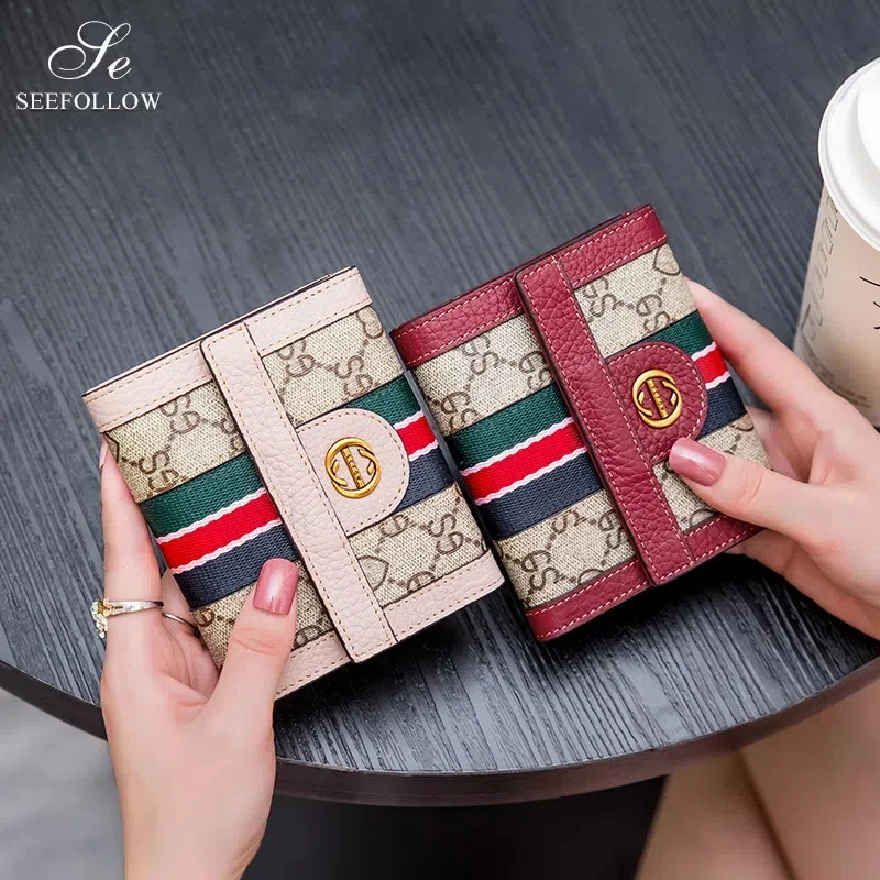 Кожаный кошелек с отделениями для карт