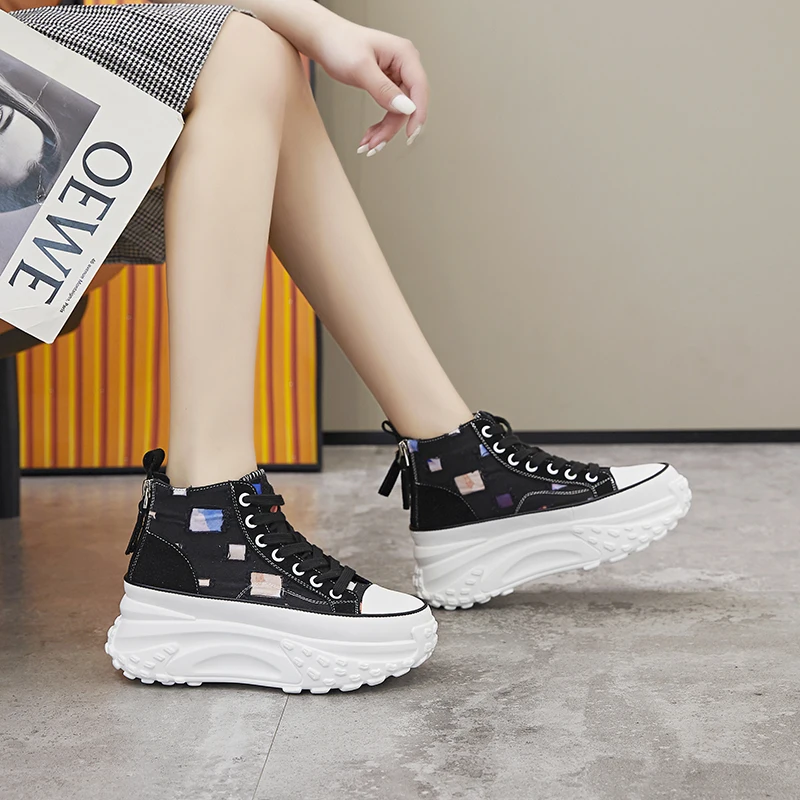 Canvas Platform Sports Shoes for Women 2023 Designer Casual Sneakers Girls Flats Zipper Hidden Heels Chic Elegant Athletic Shoe