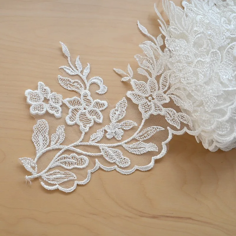 Exquisite Leaf Embroidery Lace Beautiful Wedding Romantic Veil DIY Lace Fabric