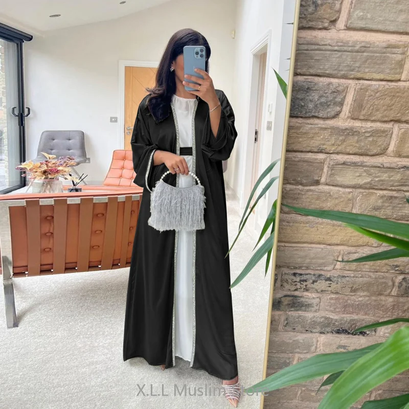 Женский сатиновый кафтан