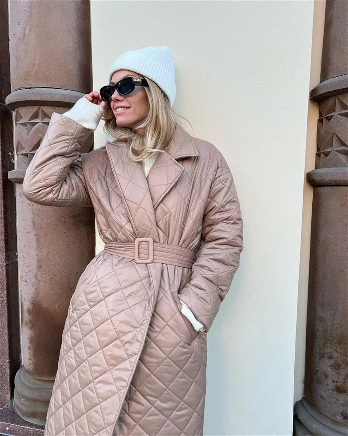 Рисунок 2 - Зимняя женская куртка 2023