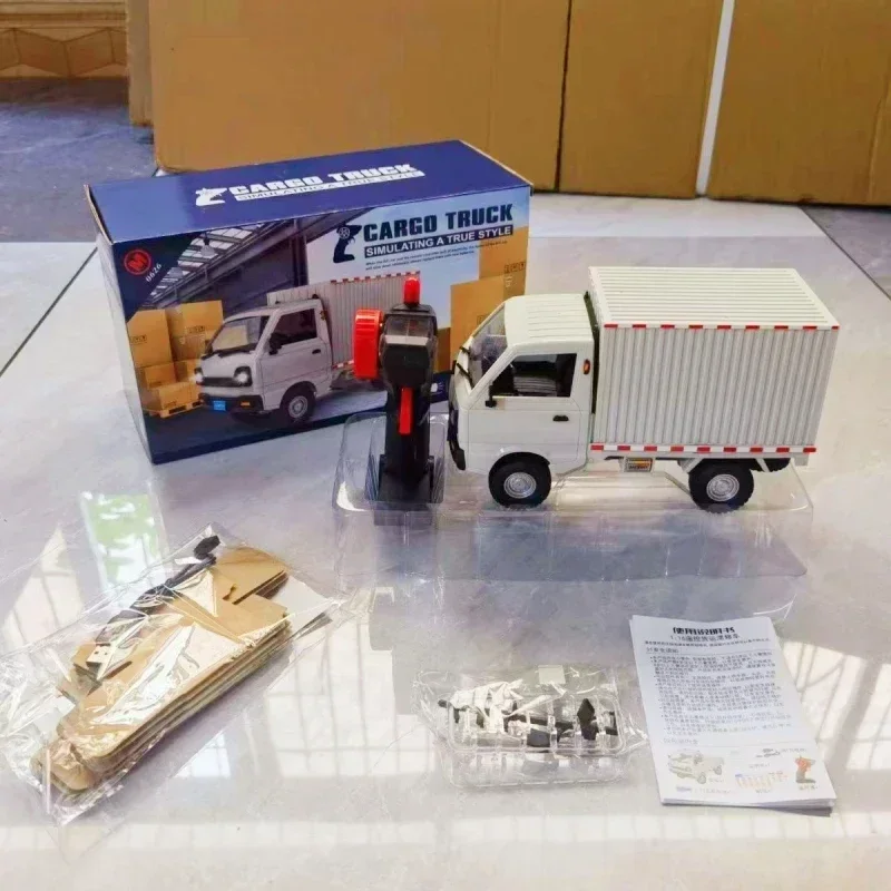 Электрический игрушечный автомобиль с дистанционным управлением 1:16 Wpl D12 Модель