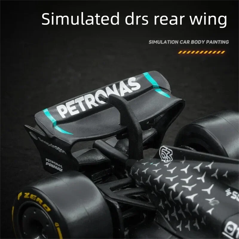 Фото Модель гоночного автомобиля Bburago 1:43 Mercedes-AMG F1 W15 W16, литая под давлением, из сплава, коллекционная, имитационная, подарок для детей №5