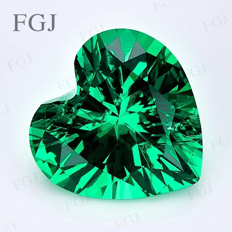 [форма сердца] выращенный в лаборатории изумрудно-зеленый драгоценный камень