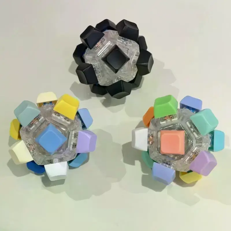 Фото Брелок-антистресс Keys Magic Ball Fidget с кнопками-клавишами, LED-подсветкой и колпачками для клавиатуры, для снятия стресса у взрослых, 12 шт. №5