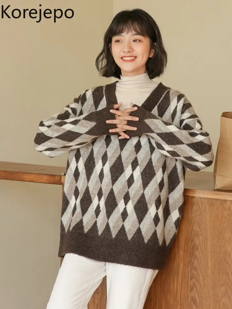 

Korejepo Harajuku Chic Sweater Women Autumn Winter V-neck Diamond Knitted Sweaters Top 2022 New Retro Loose Lazy Style Pullover