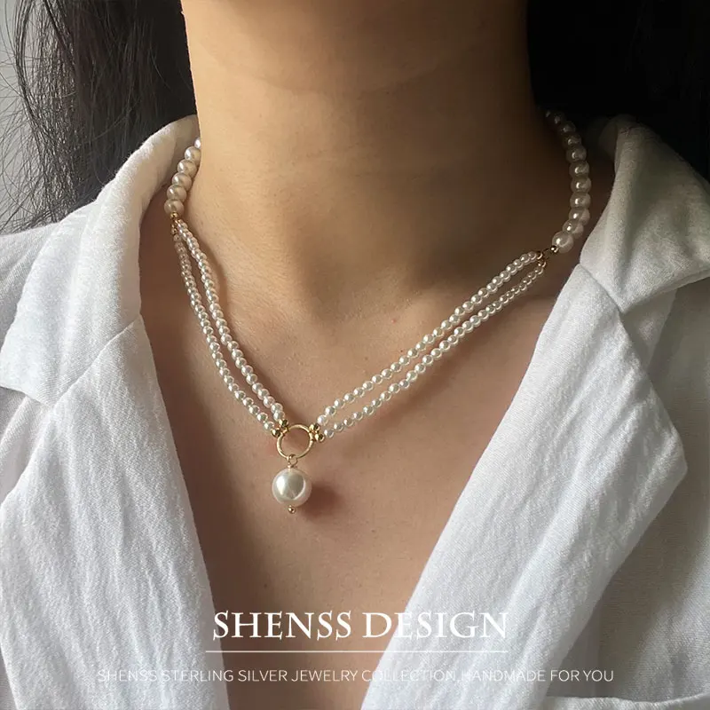 

Elegant Shell Pearl Necklace for Women Fashion Design Style