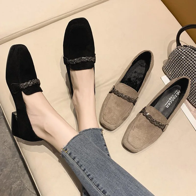 

2021 Autumn Winter Women Loafers Low Heels Boat Shoes Square Toe Dress Shoes Chain Faux Suede Plush Warm Ladies Shoes 8409N