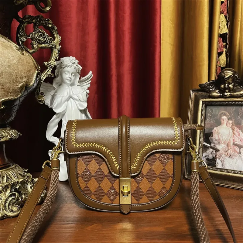 Luxury Brand Contrast Saddle Bag Women's Bag 2023 New High-class Buckle Underarm Bag Single-shoulder Messenger Ba Sac