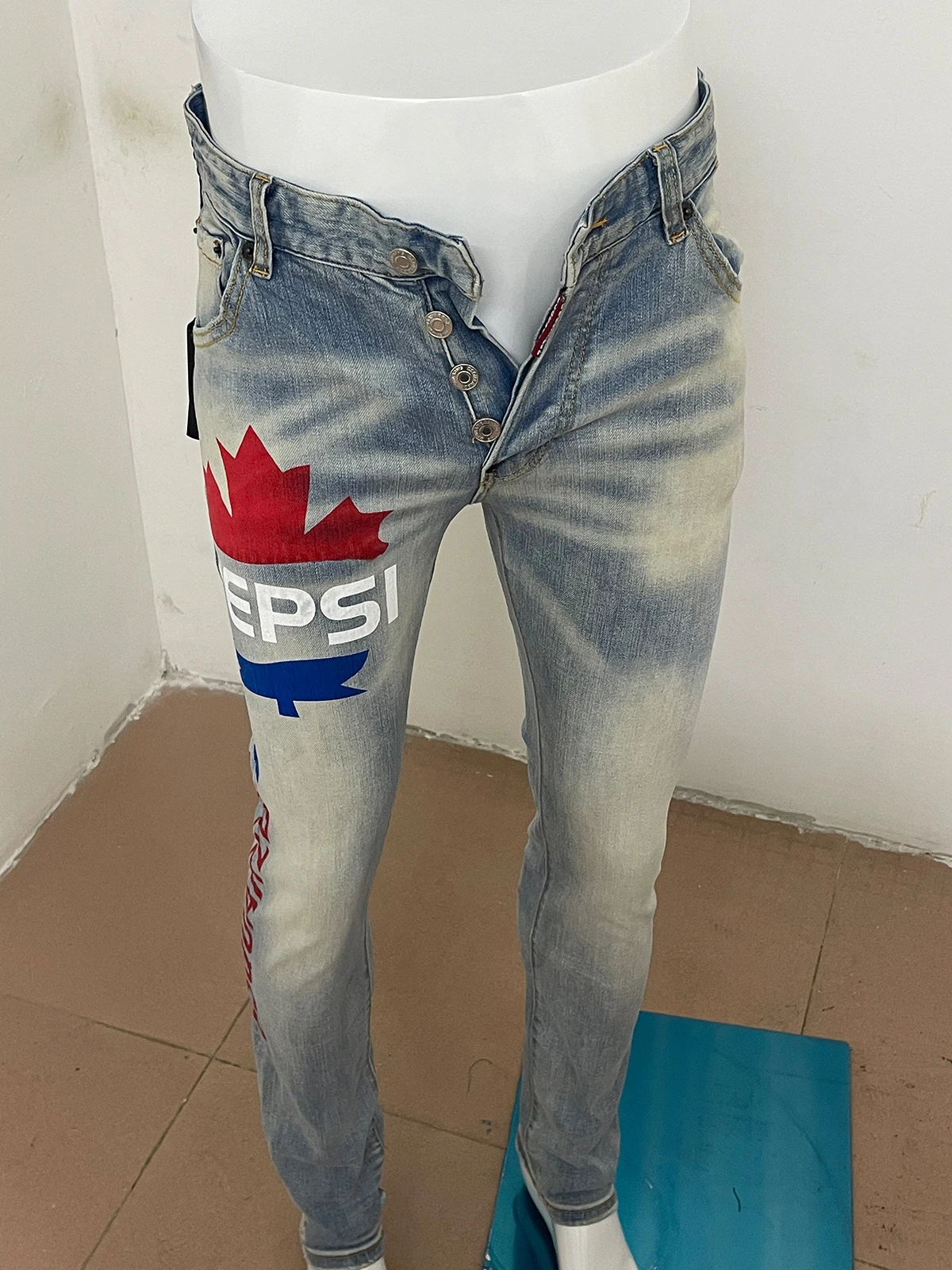 

Spring 2023 new jeans men's Jeans Slim Small Feet Micro bullet print casual wash light-colored tide