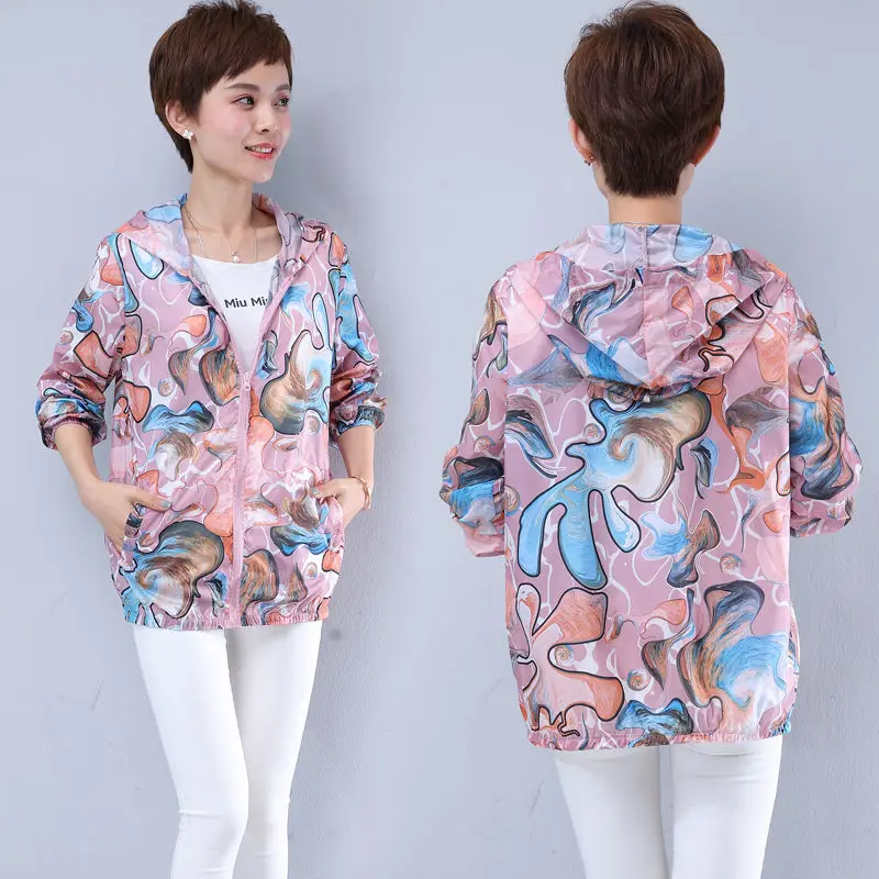 

2022 Women Summer Fashion Size Loose Thin Coats Female Printed Sunscreen Outwear Ladies Long Sleeve Hooded Jackets E14