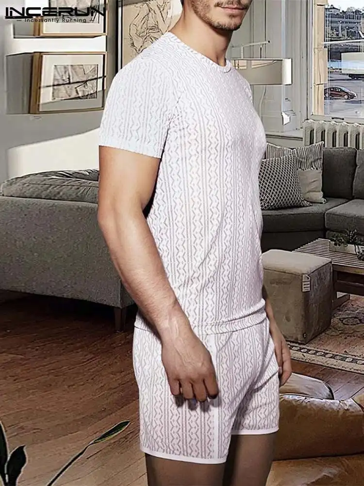 

INCERUN Men Casual Sets Printing Streetwear O-neck Short Sleeve T Shirt & Shorts Two Pieces Summer 2022 Vacation Men Suits S-5XL