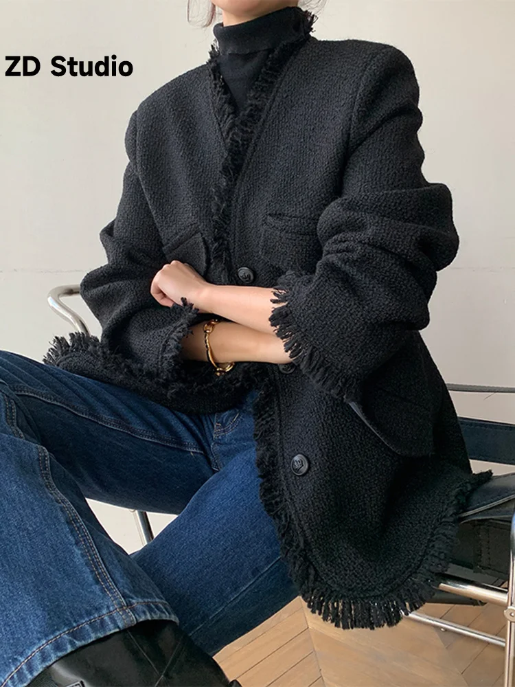 

[ZD Studio] 2023 Loose Fit Size Black Tassel Thick Jacket New V-neck Long Sleeve Women Coat Fashion Tide Autumn Winter 1DD2954