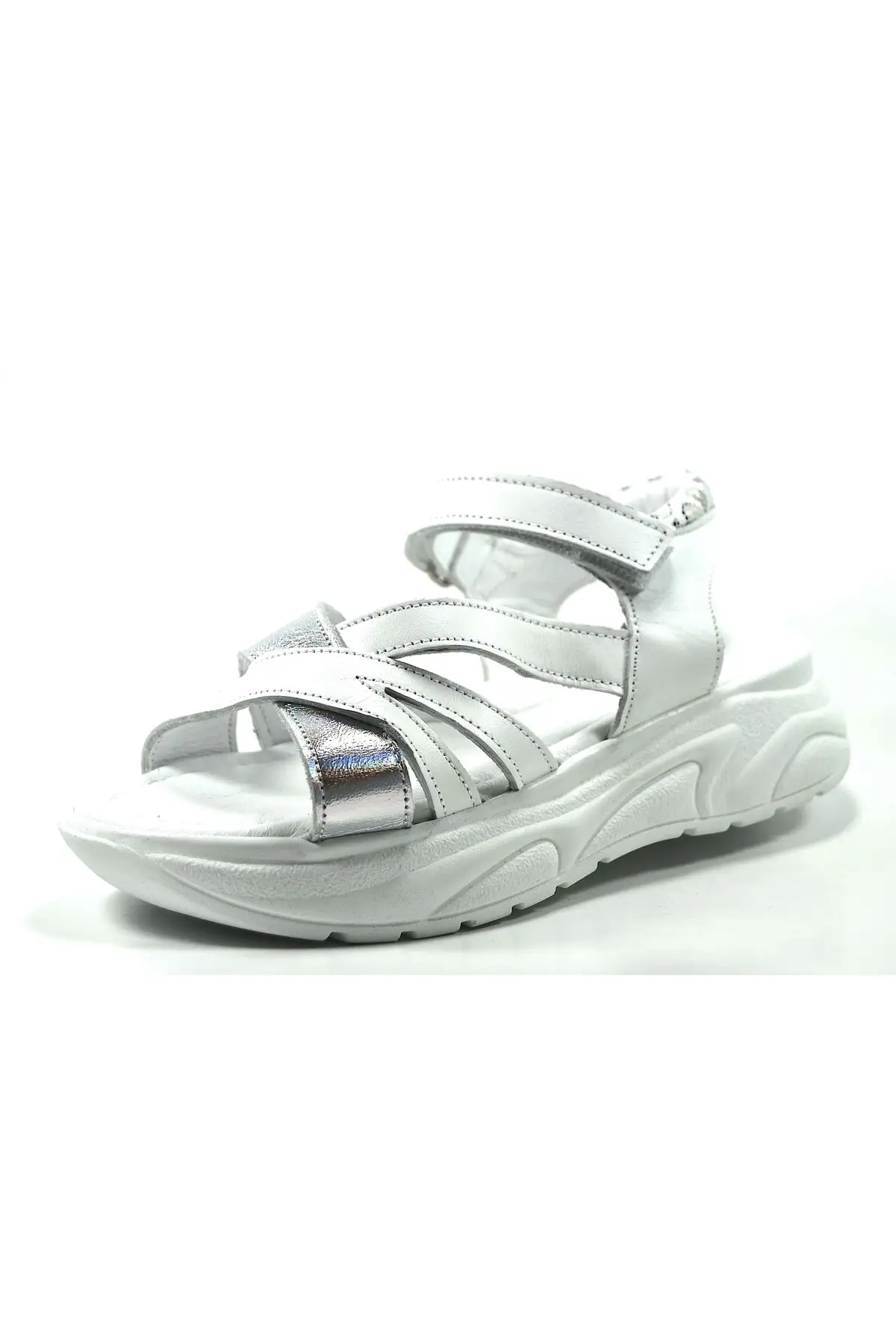 Рисунок 4 - Сандалии O. из натуральной кож