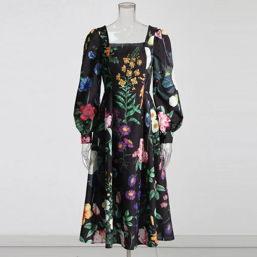 Женское платье с цветочным принтом квадратным вырезом и длинным рукавом