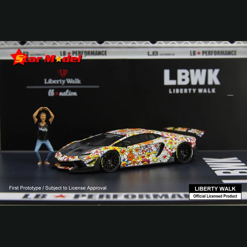 

Star Model 1:64 Model Car LB Aventador LP700-4 LBWK 2.0 Sunflower with Carton Front Cover LTD 499PCS