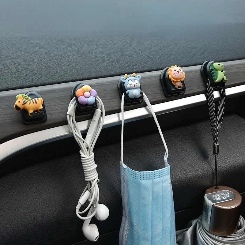 

2Pcs Car Style Mini Cartoon Hooks Cute Animal Decoration Automobile Interior Organizer Holder Durable Small Hook Car Accessories