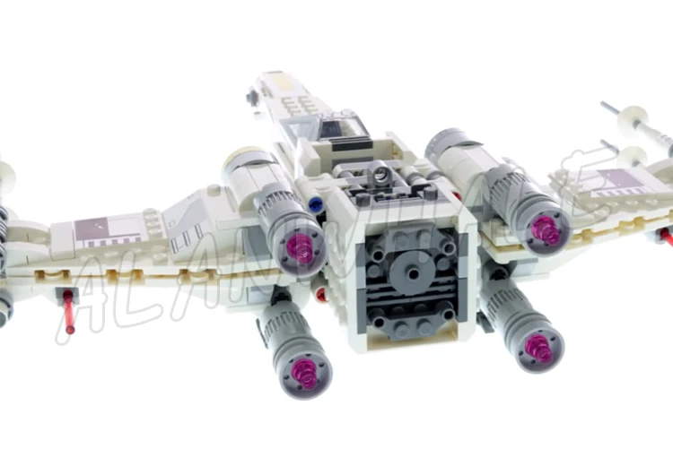Фото Звездный истребитель Skywalker X-wing, световой меч, модель 474, строительные блоки, игрушки, подарки, совместимы с моделями, 60071 шт. №3