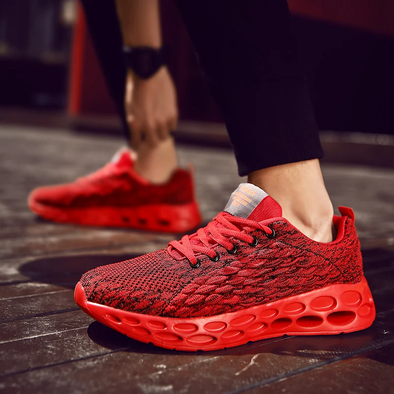 New Black Men Sneakers Lightweight Man Running Shoes Comfortable Blade Men's Sneaker Breathable Athletic Jogging Men Sport Shoes