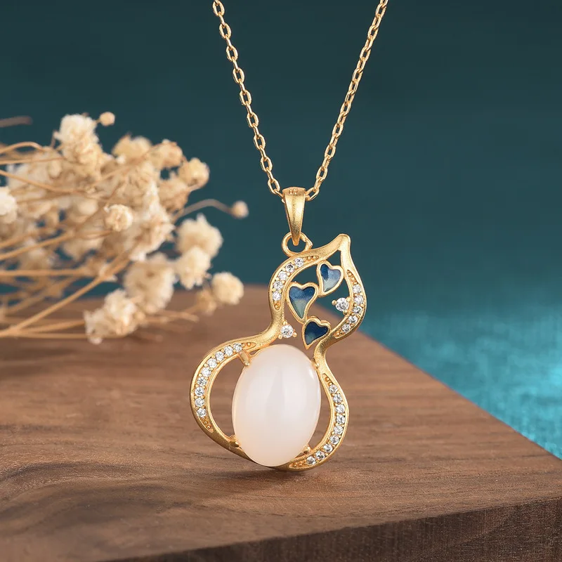 

Чокер из халцедона с подвеской из серебра 925 пробы