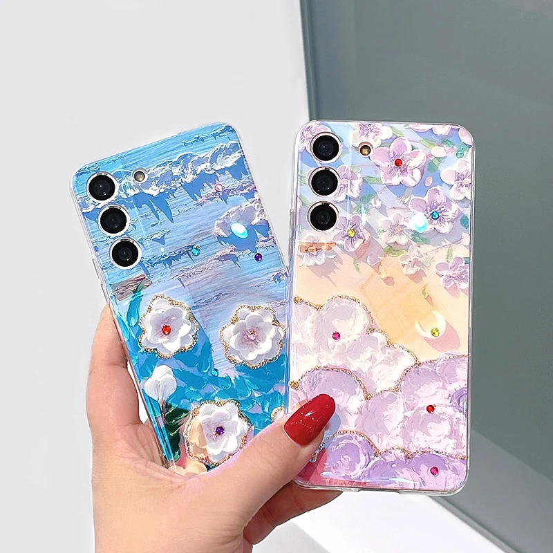 

Fresh Rhinestone flowers are suitable for Samsung s22+ mobile phone case S22 s21fe s21urra s21+ s22ultra cool soft case