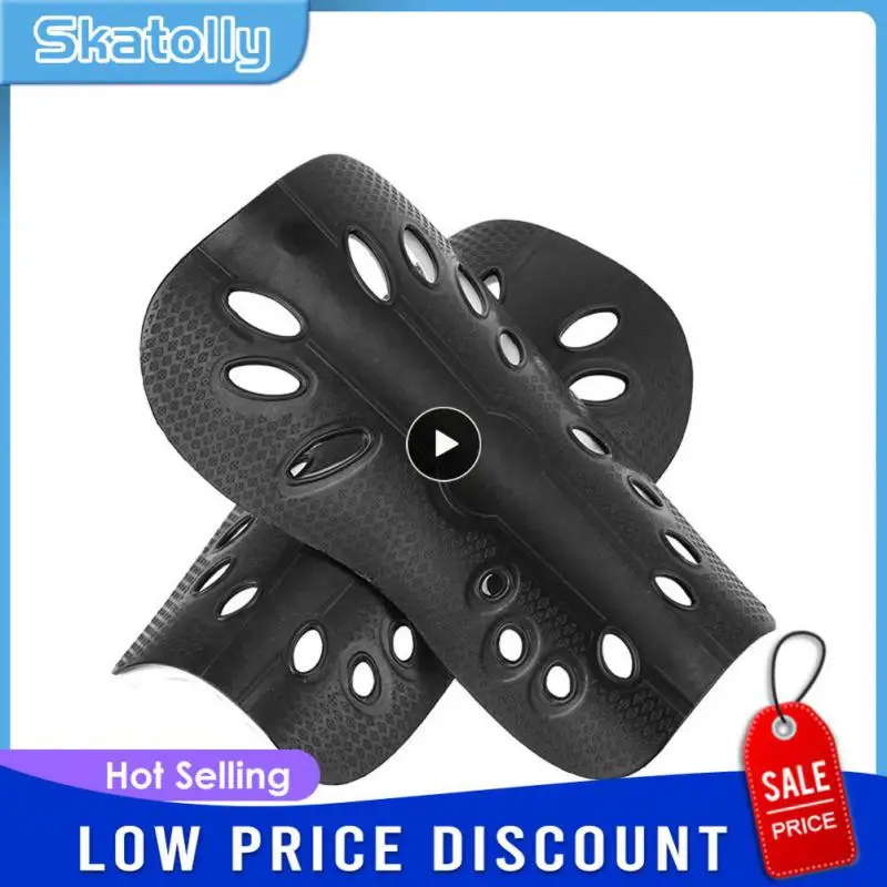 

1 Pair Football Shin Pads Plastic Soccer Guards Leg Protector For Kids Adult Protective Gear Breathable Shin Guard 5 Colors