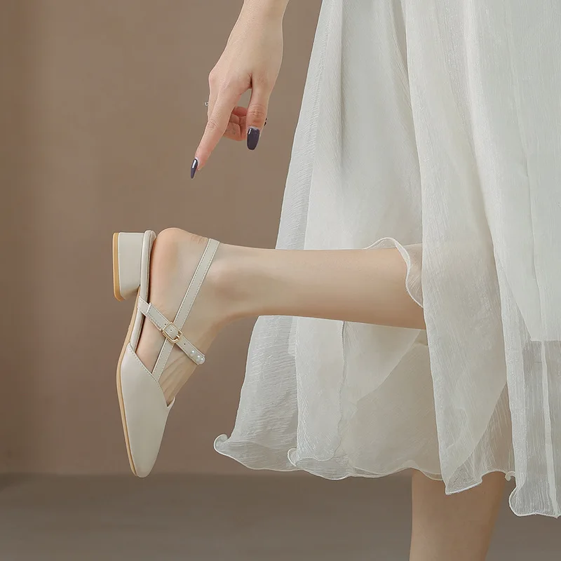 Босоножки Мэри Джейн на низком каблуке женские бежевые удобные туфли с открытым