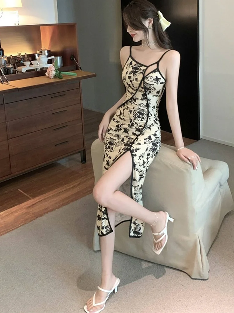 

2023 Summer Women's Retro Printing Improved Cheongsam Slits Long Temperament All-match Fashion Casual Sexy Suspender Dress
