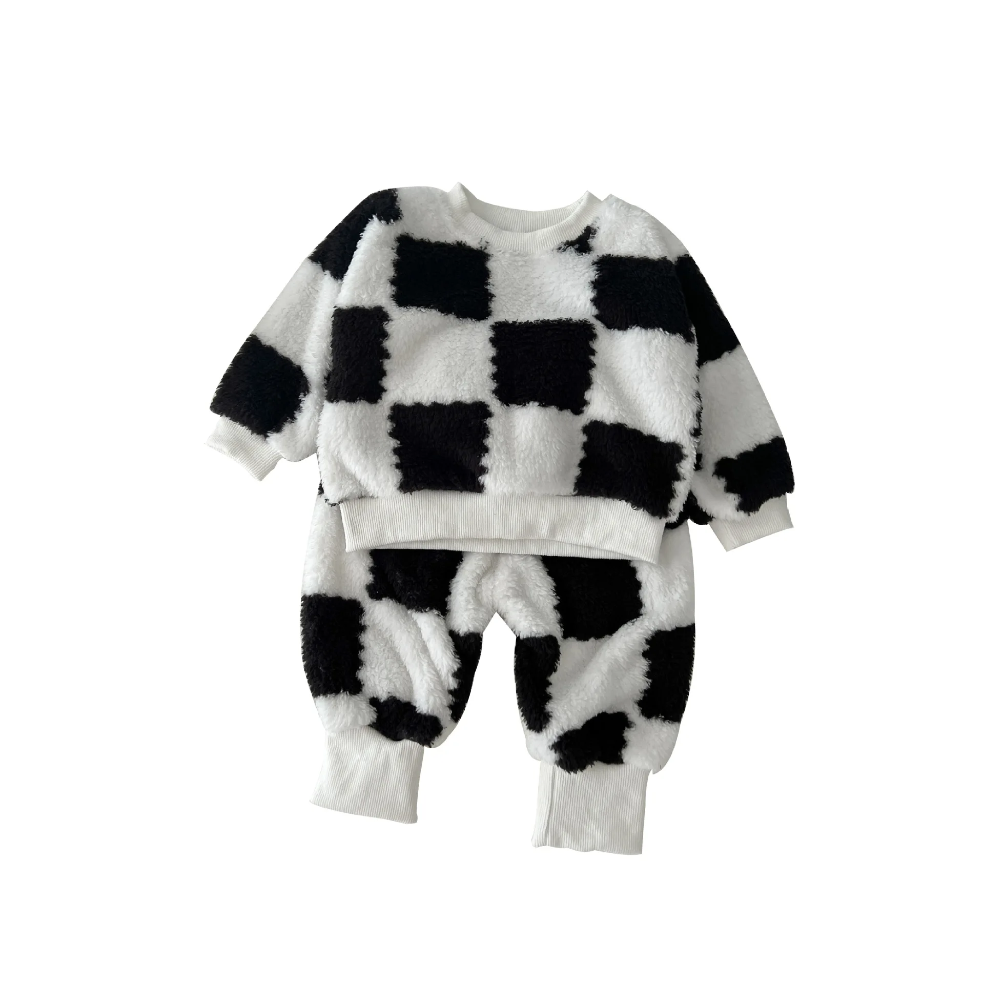 Рисунок 5 - Детская зимняя одежда