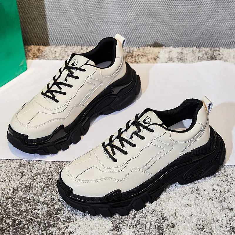 

Leather thick sole daddy shoes women's spring new women's shoes loose cake shoes women's casual sports shoes