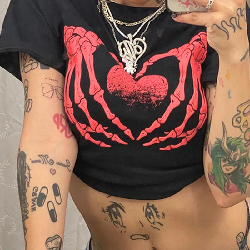 

WeiYao Goth Y2K Streetwear Printed Grunge T-Shirts Summer 2022 Short Sleeve O Neck Crop Tops Women Dark Academia Pullover Tees