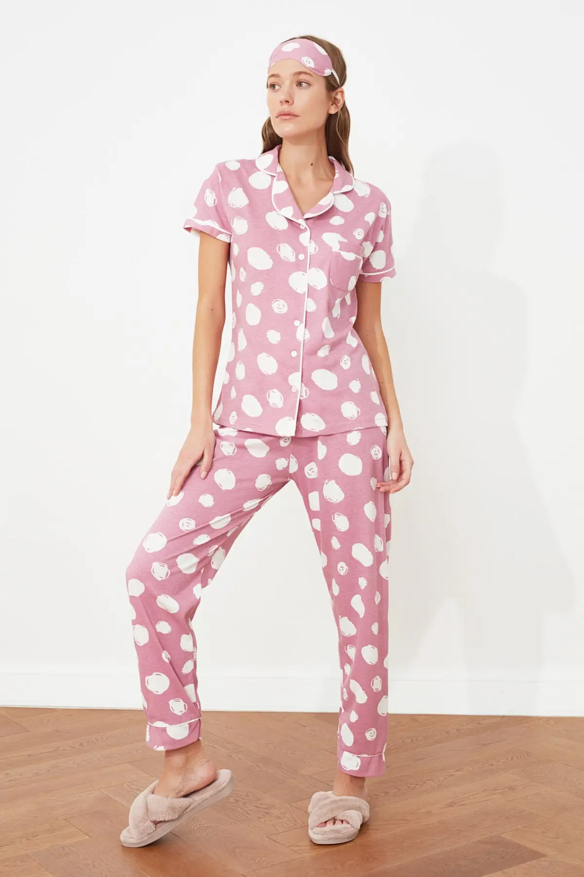 

Trendyol Printed Knitted Pajamas Set THMSS21PT1229