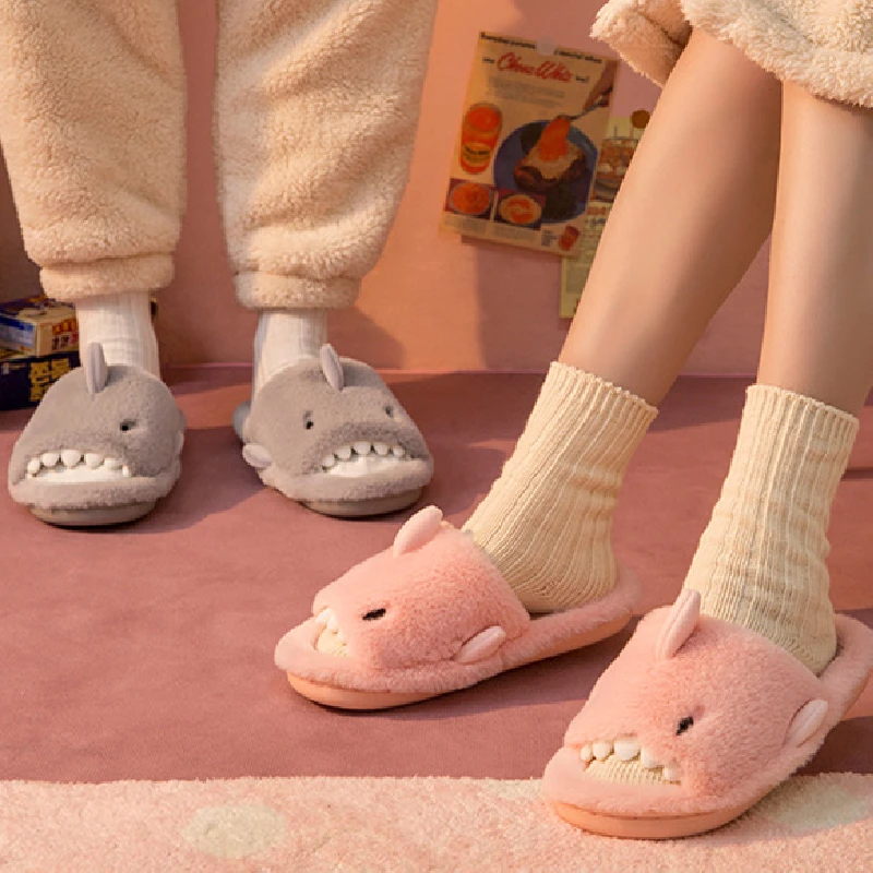 

Тапочки женские/мужские зимние на платформе, плюшевые Нескользящие, с мультяшным рисунком акулы, мягкая подошва, для дома, спальни