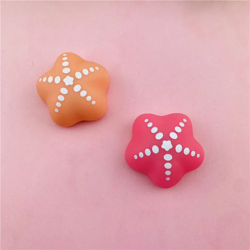 Рисунок 4 - Плавающие светящиеся игрушки в