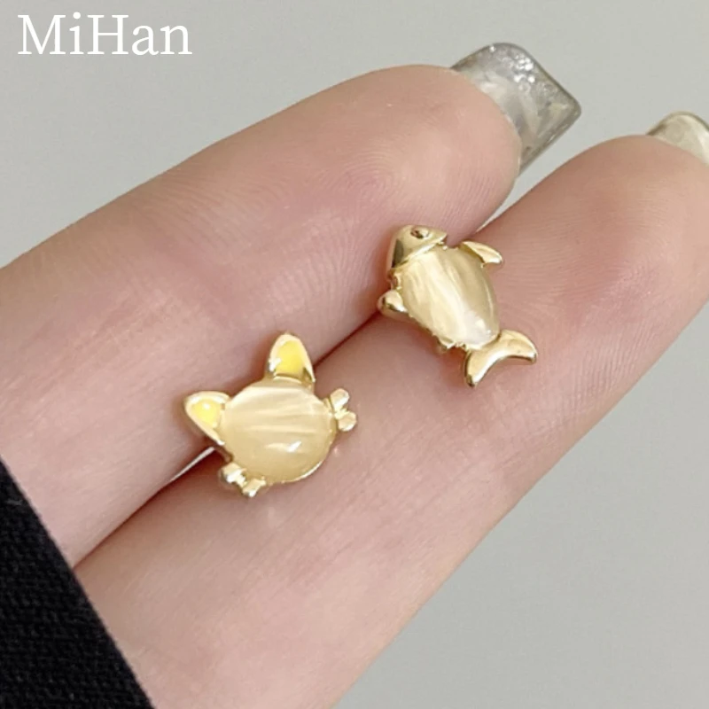 

Mihan Fashion Jewelry 925 Silver Needle Asymmetrical Earrings Hot Sale Popular Style Lovely Stud Earrings Fro Women Girl Gift