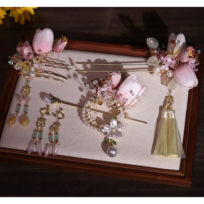 Невеста старинные свадебные цветы длинные фотообои новый китайский костюм