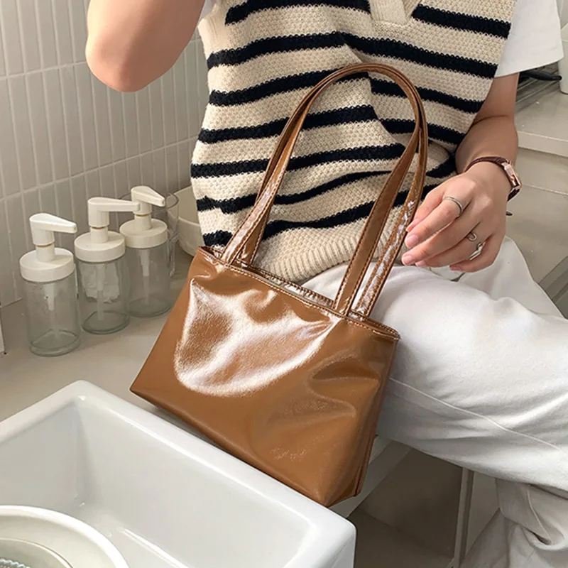 

Patent Leather Pu Women's Shoulder Bag Vintage Simple Solid Color Shiny Handbag Advanced Sense Commuter Female Armpit Bag