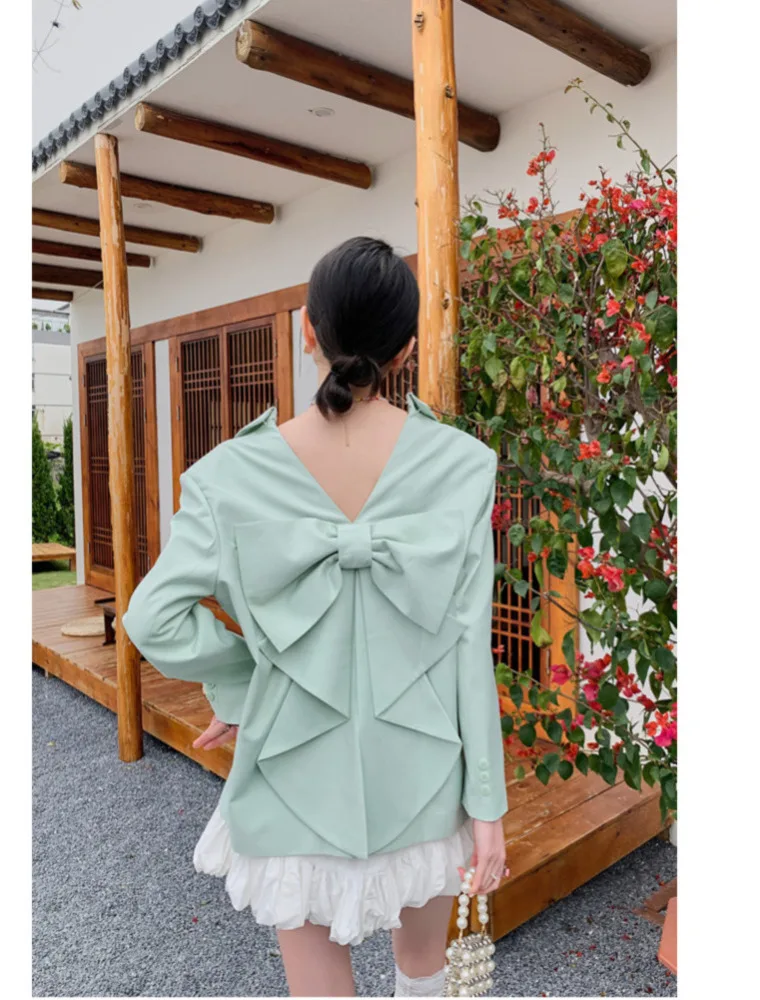 

Back Bow Light Green Blazer For Women Lapel Long Sleeve Notched Collar Straight Coat Female Fashion 2022 Spring B138