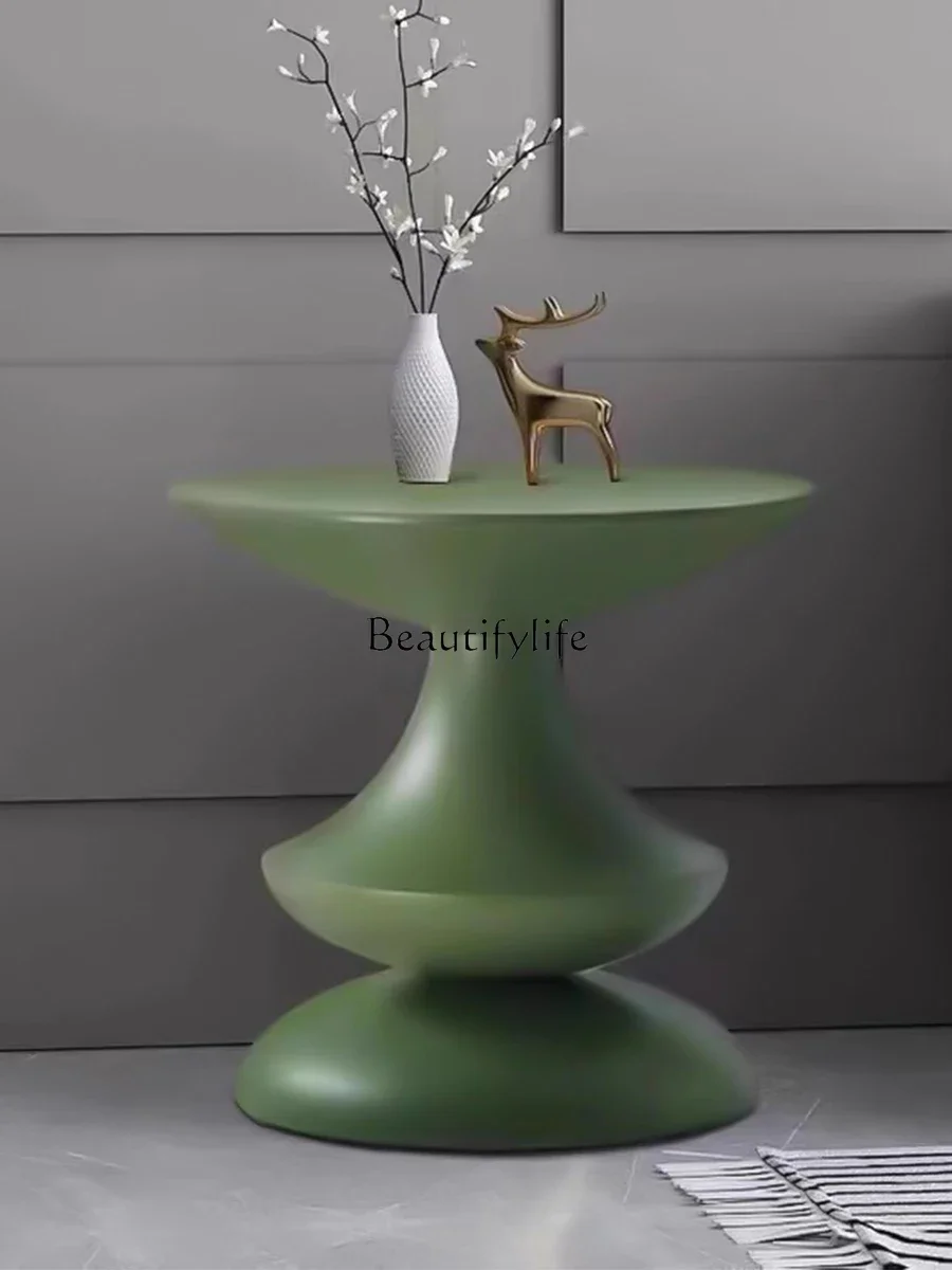 Современный простой угловой столик для гостиной из ФАП передвижной Маленький