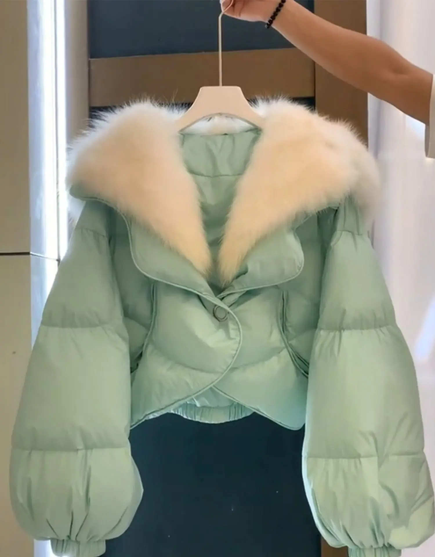 Winter Big Fur Collar Short Down Coat Women Sweet 2022 New French Style High-Grade Streetwear Wear Parka Puffer Jacket Female