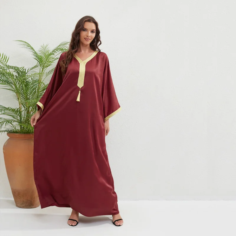 Abaya for Women Dubai Muslin Islam Women Robe with Bat Sleeves Loose Large Long Dress V-Neck Template Robe Dress New Style
