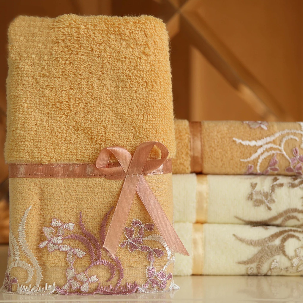 

Lovely and attractive Cotton Absorbent Bath Towel Classic Lace Embroidery Design Face Towel Soft Washcloth