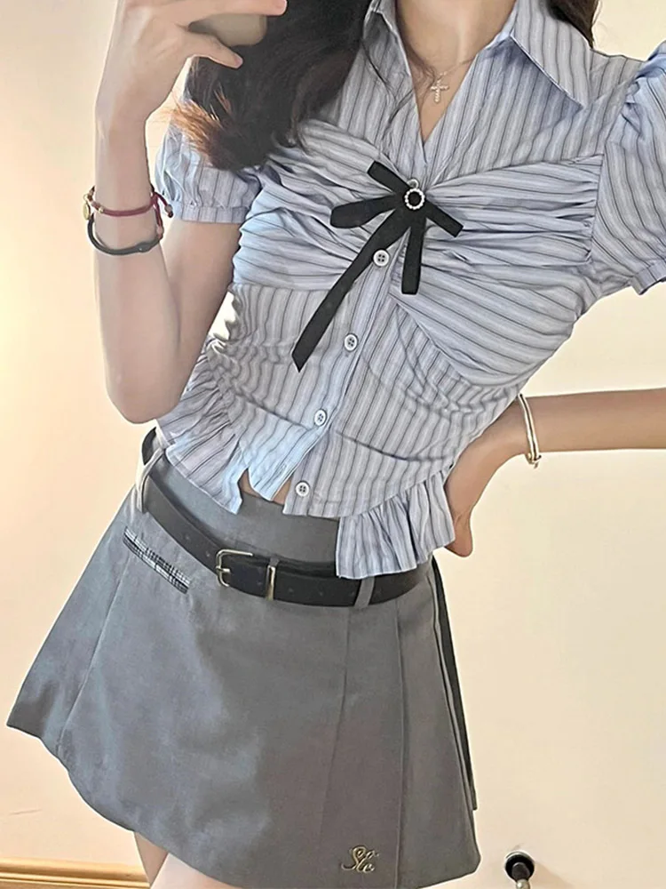 Design Sense Sweet Cool Little Man Preppy Waist Hugging Bow Shirts Top Pure Desire Pleated Skirt Two-piece Set