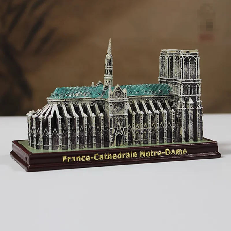 Модель собора Нотр-Дам в Париже Франция всемирно известное архитектурное