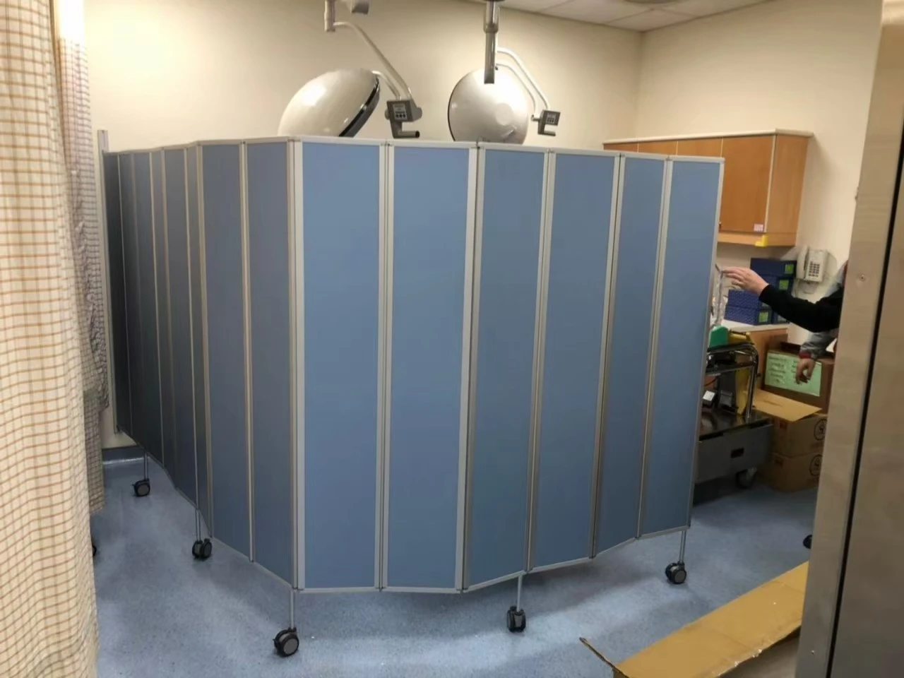 Hochey медицинские мобильные складные экраны для конфиденциальности разделители
