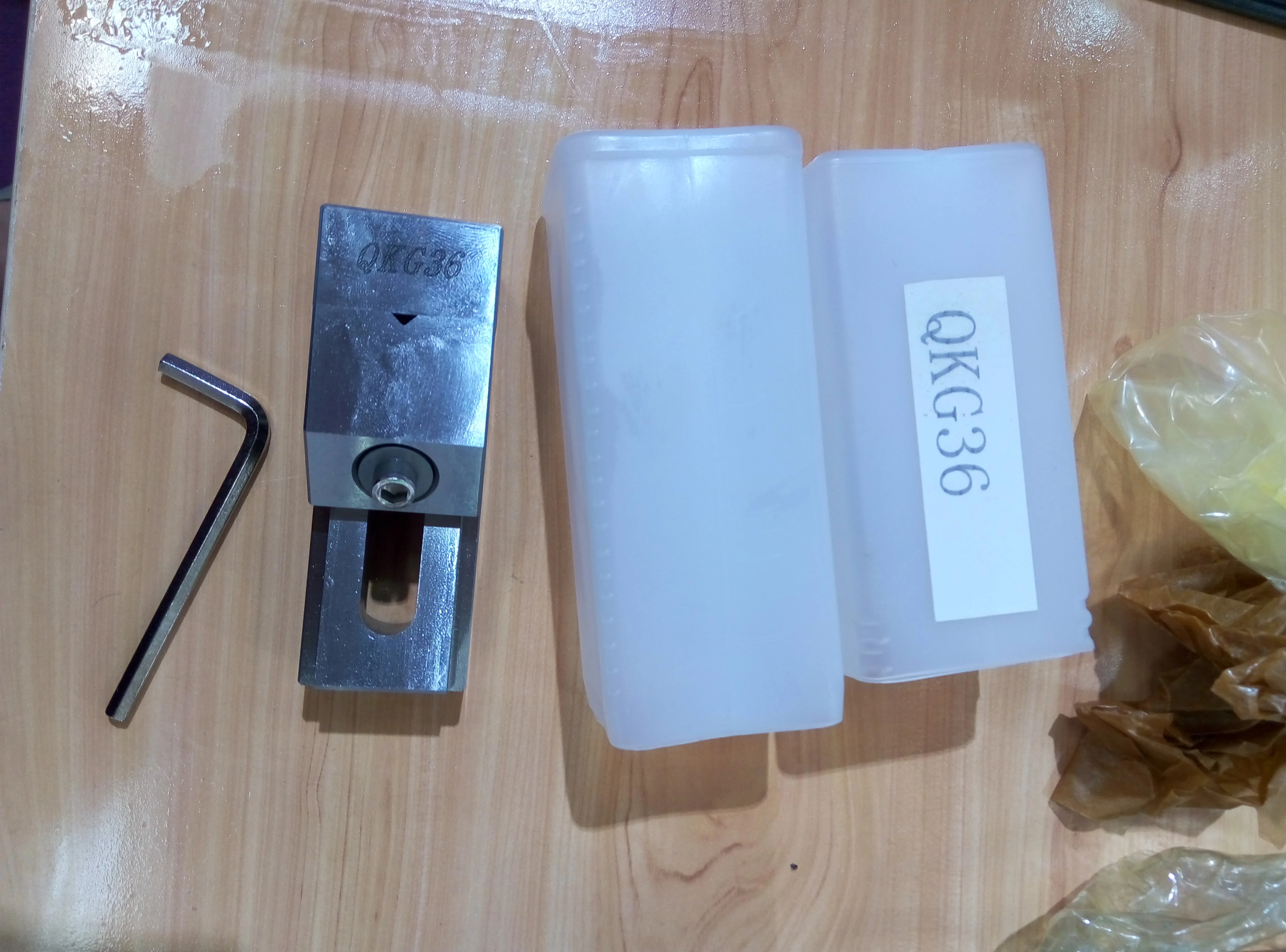 Токарный станок QKG QKG63 небольшие точные тиски инструмент