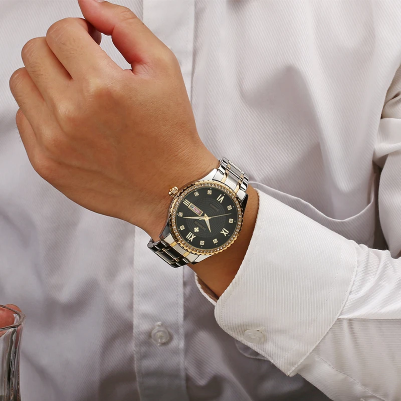 WWOOR Fashion Luxury Men Women Watch Gold Quartz Wristwatch Stainless Steel Couples Clock Waterproof Business Sport Mens Watches