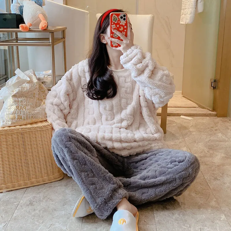 Women Contrast Color Winter Flannel Warm Pajamas Set Thickness Sleepwear Suit Soft Pajamas for Female Pant 2 Pieces Sweater