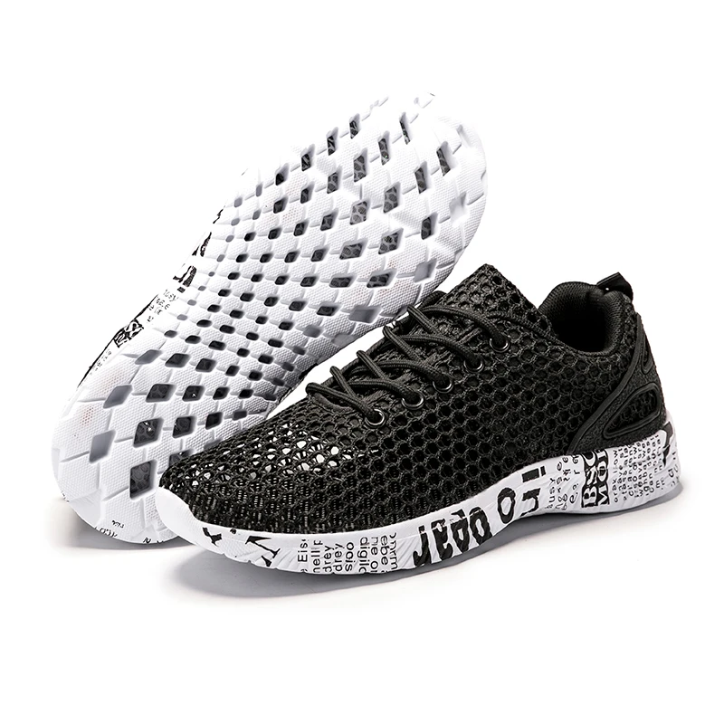 Summer Fashion Women Aqua Shoes Beach Shoes Quick Drying Water Shoes Outdoor Mesh Sneakers Ladies Shoes Black Soft Sanders Shoe